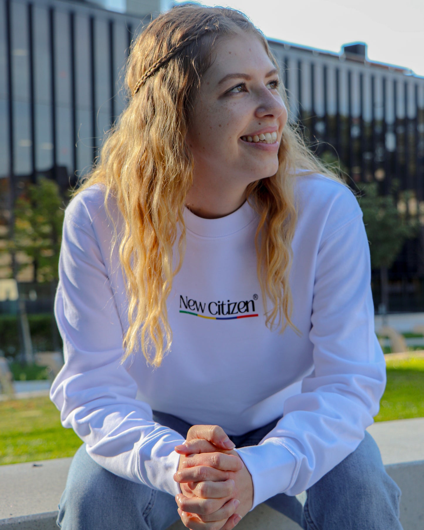 The Dreamers Club – Sudadera Blanca Unisex - New Citizen